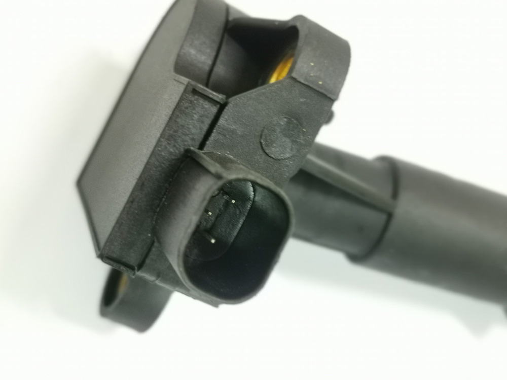 OEM No.A0061532928 Mercedes Benz Oil Level Sensor from China